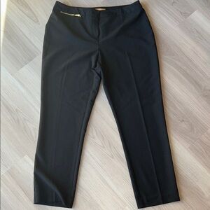 Ellen Tracy Straight Leg Ankle Pant 10 Black Gold Zipper Lightweight Casual